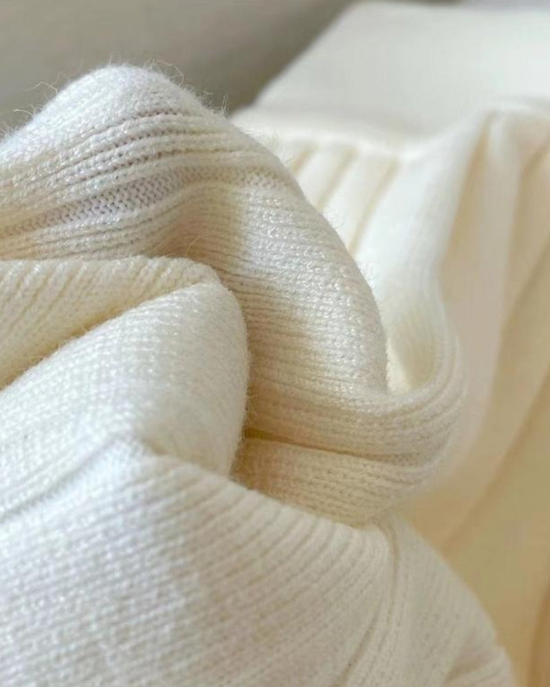 Pleated Wool Mini Skirt